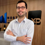 Caio Paoleira é Advogado, Assessor de Investimentos
